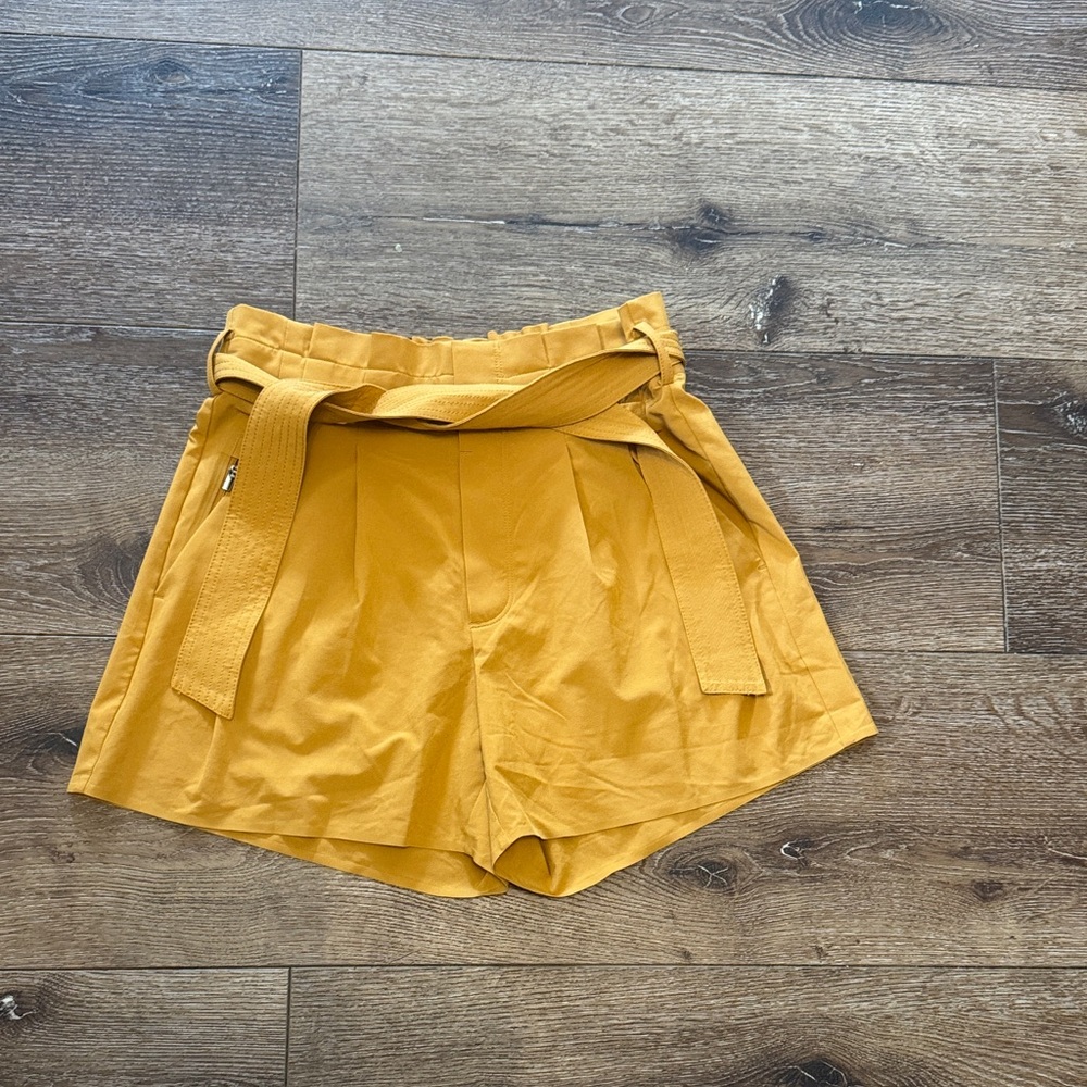 Athleta shorts‎ 2